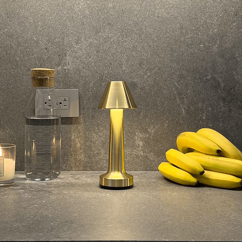 Solvi Table Lamp
