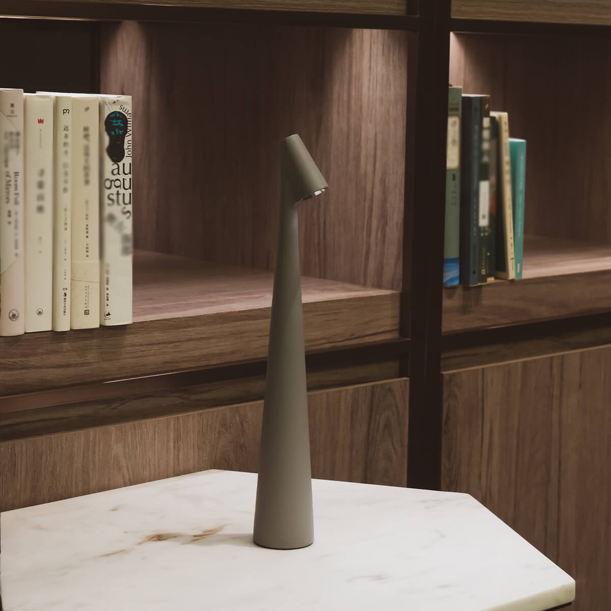 Vetra Portable Table Lamp