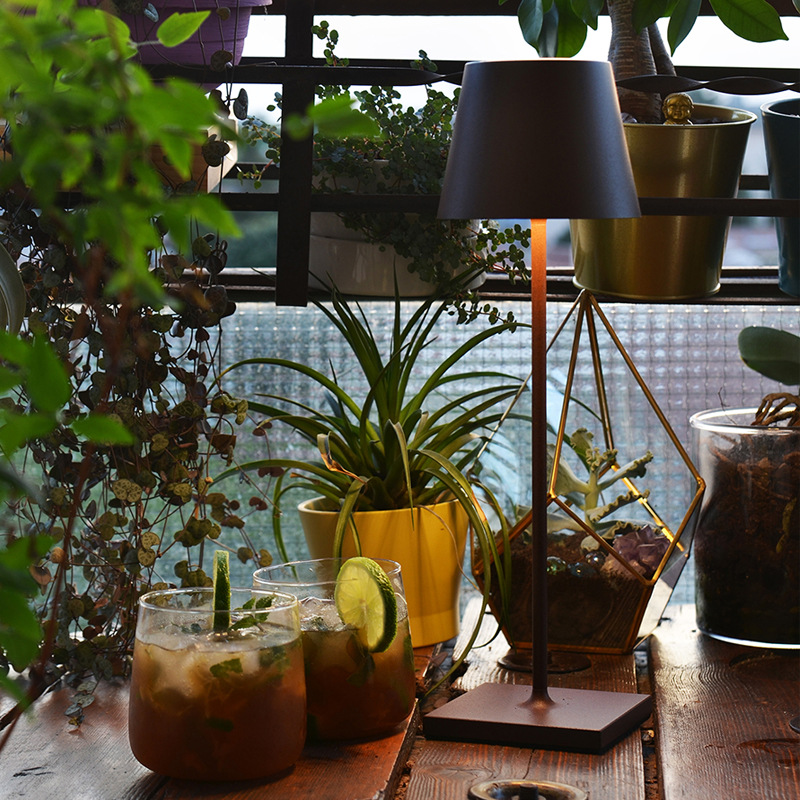 Velden Table Lamp