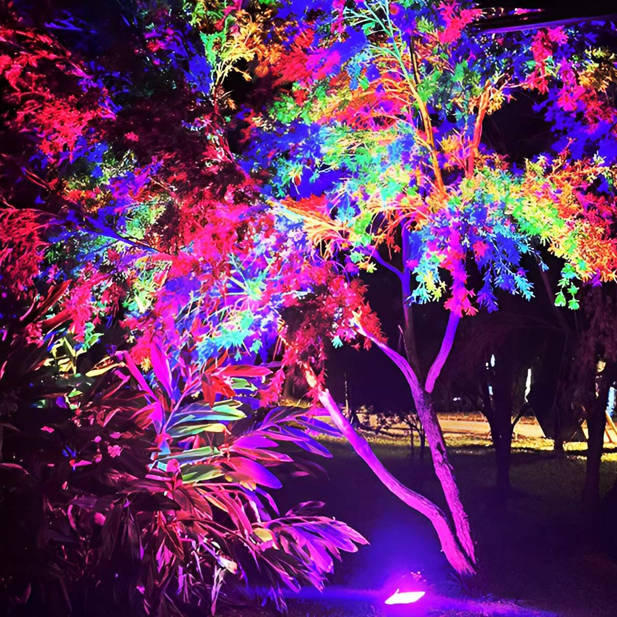 Solar Outdoor Waterproof RGB LED Spot Light Landscape Tree Lighting