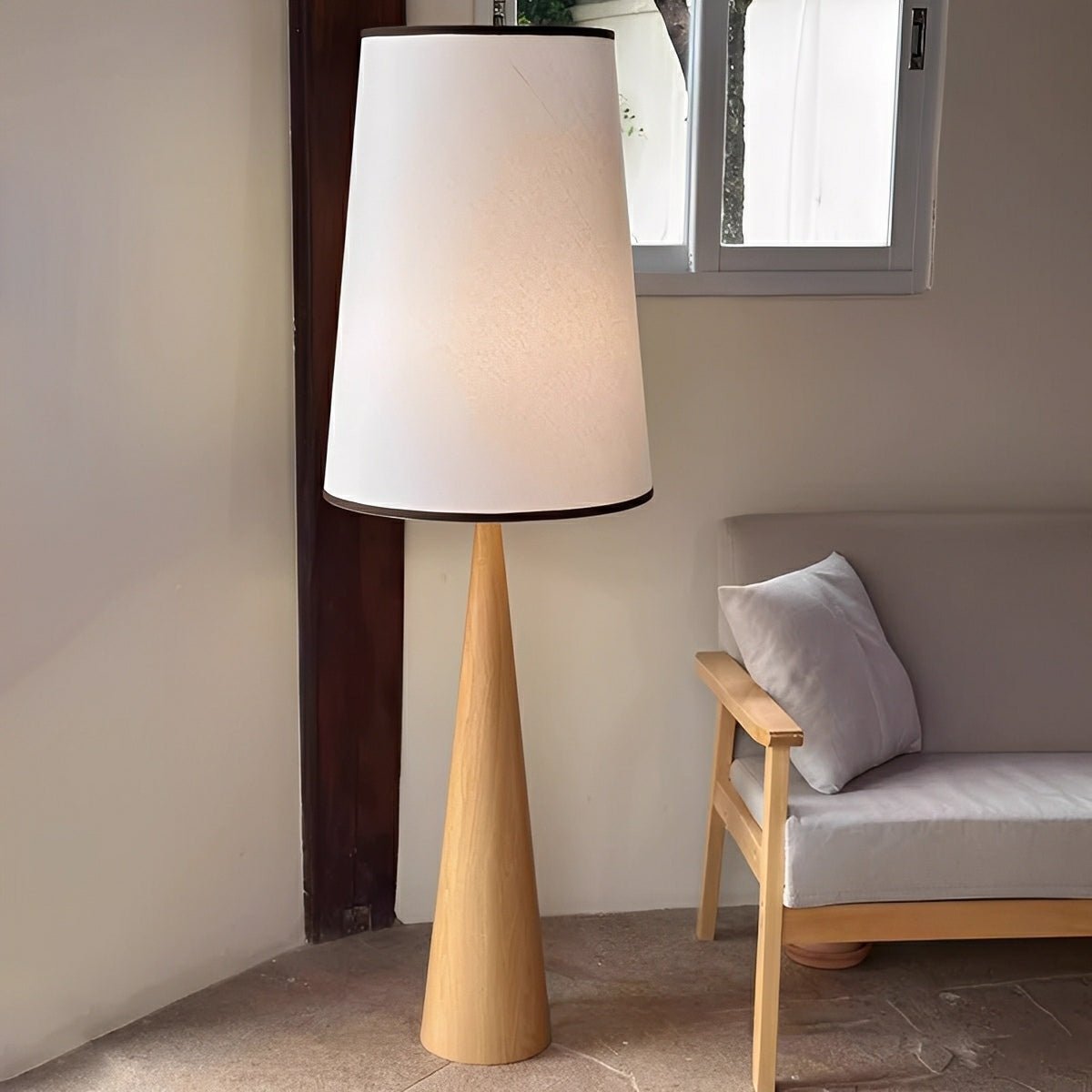 Vintage Wood Tapered LED Floor Lamp