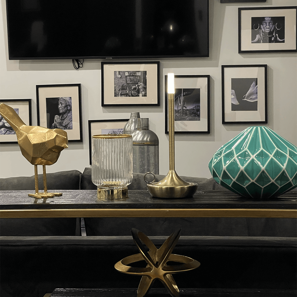 Vetra Wick Lamp